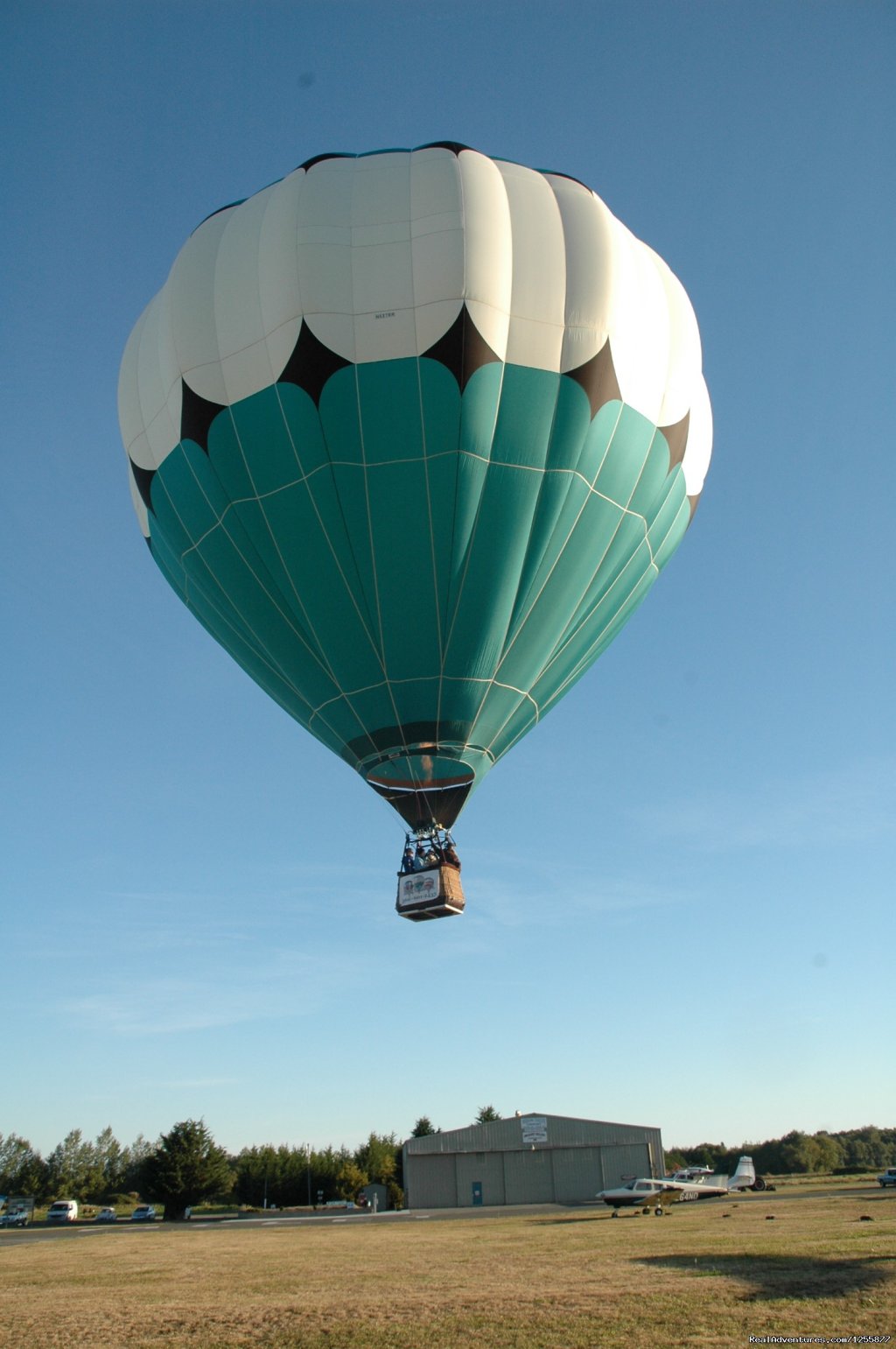 Setting Sail with Diamond Sun | Morning Star Balloon Co. and B&B | Sequim, Washington  | Hot Air Ballooning | Image #1/3 | 