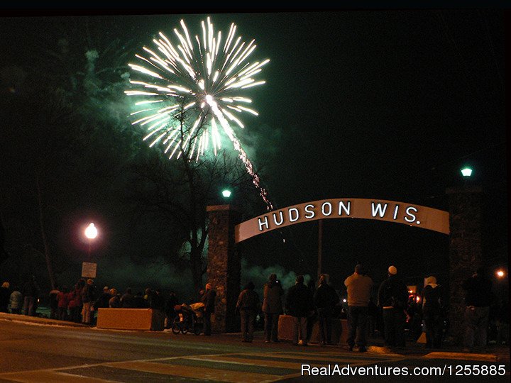 Hudson Hot Air Affair fireworks | Hudson Hot Air Affair | Image #5/11 | 