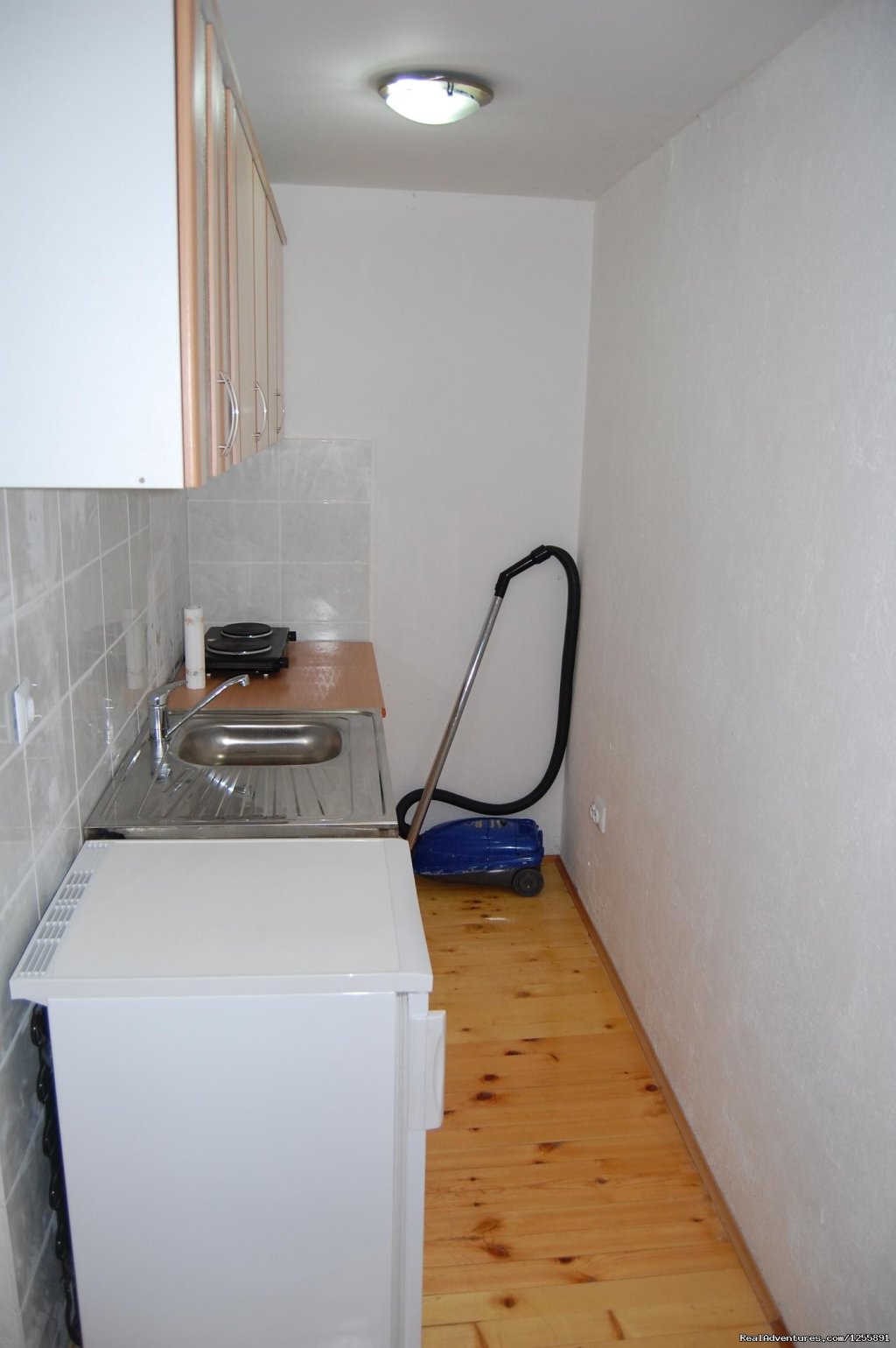 Kitchen 1 | Apartments and Hostel Rooms Castanea Sarajevo | Image #6/10 | 