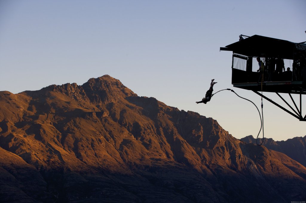Ledge Bungy | AJ Hackett Bungy Queenstown | Queenstown, New Zealand | Bungee Jumping | Image #1/10 | 