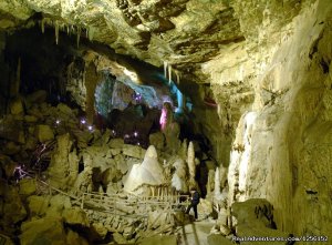 Lost World Caverns | Lewisburg, West Virginia | Cave Exploration