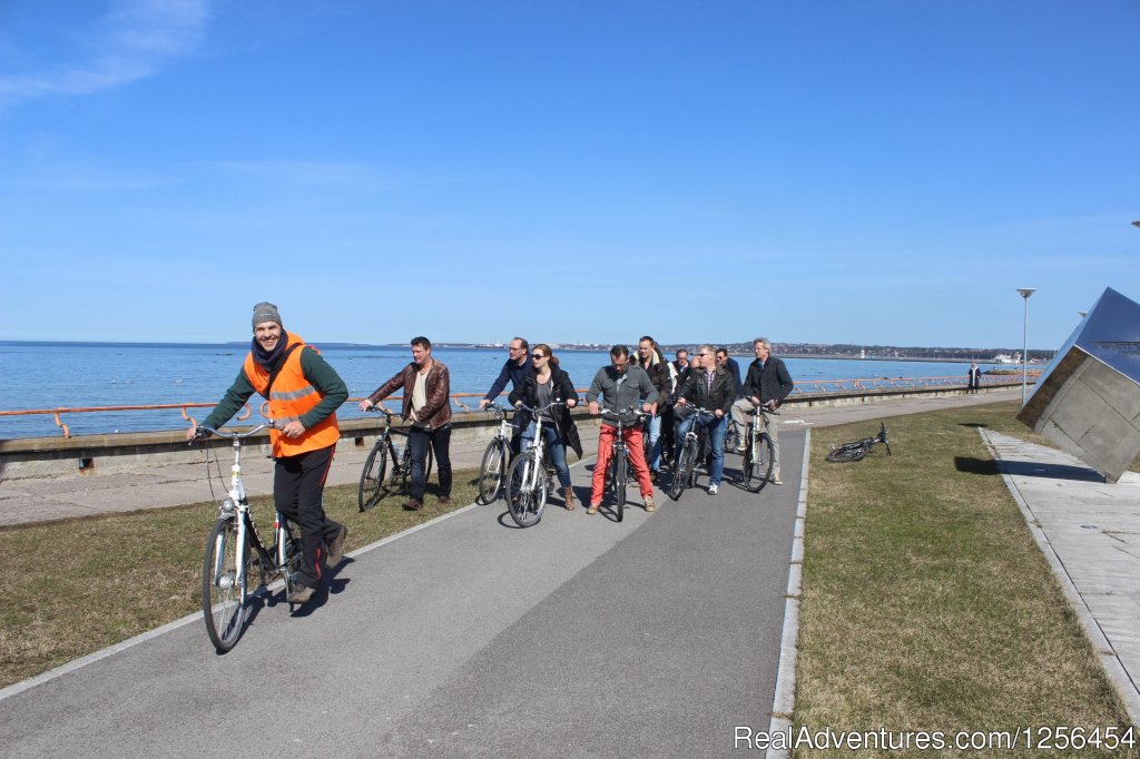 Cycling on promenade | Welcome To Tallinn Bicycle Tour | Image #5/11 | 