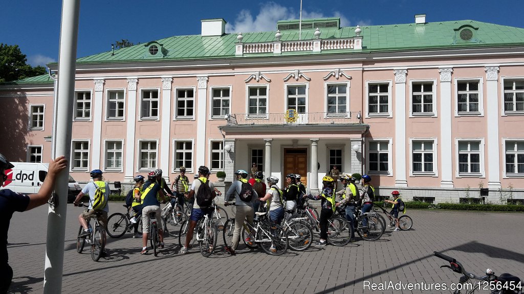 Presidental Palace | Welcome To Tallinn Bicycle Tour | Image #10/11 | 