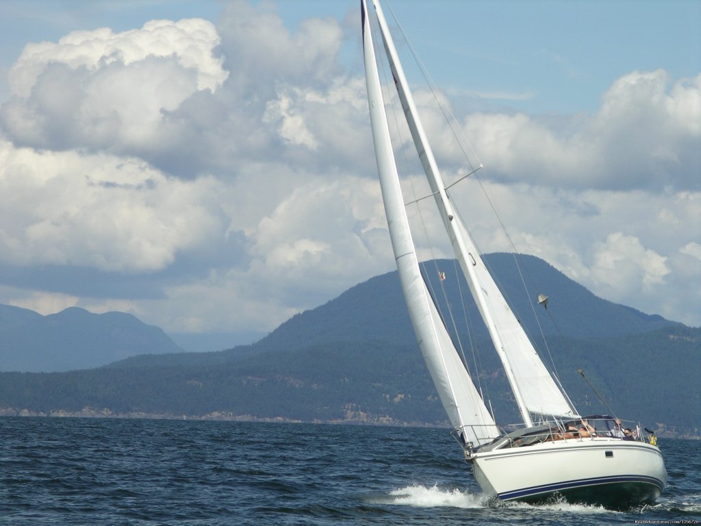 Day Sailing | Sailing Classes in Vancouver | Image #3/5 | 