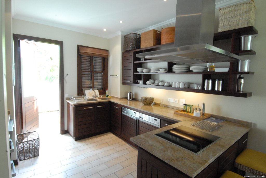 Luxury kitchens for Self Catering holidays | Seychelles Holiday Rentals on Eden Island | Image #4/11 | 