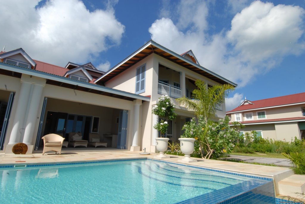 Luxury 4 bedroom Seychelles Villas | Seychelles Holiday Rentals on Eden Island | Image #9/11 | 