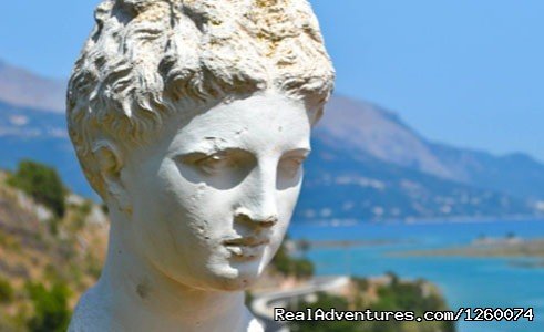 Dea Antic Statue | Balkan Tours | Tirana, Albania | Sight-Seeing Tours | Image #1/1 | 
