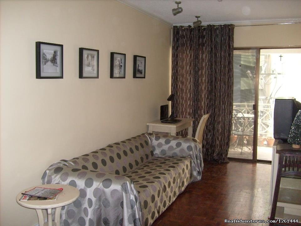 Living room | Convenient,Affordable & Secure Condo in Makati | Image #11/11 | 
