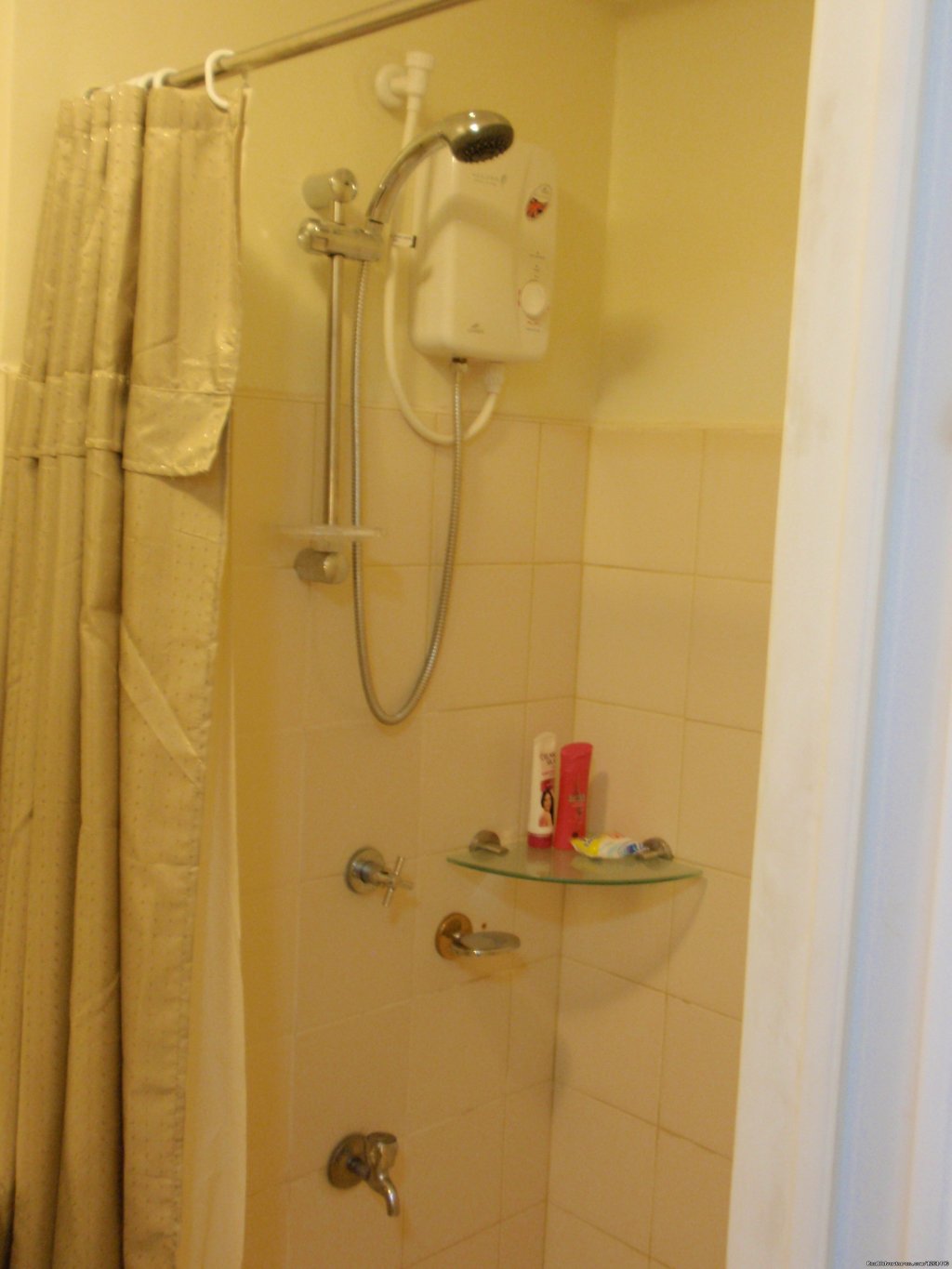 25th Floor Unit Bathroom- Shower Room | Fully Furnished Studio-condo Unit In Manila | Image #19/26 | 
