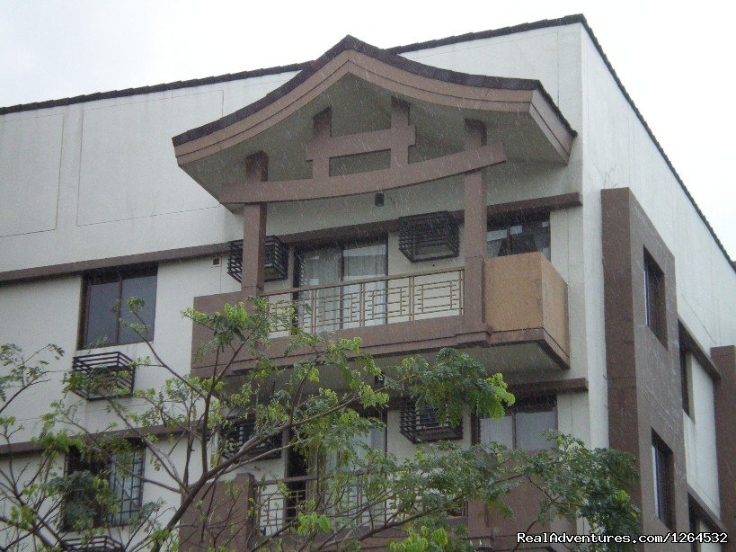Balcony | Fully Furnished Condo For Rent In Pasig | Image #5/17 | 