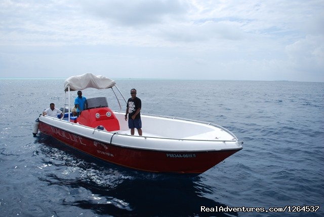 Fishing for GTs by speed boat in Maldives., Male, Maldives Fishing 