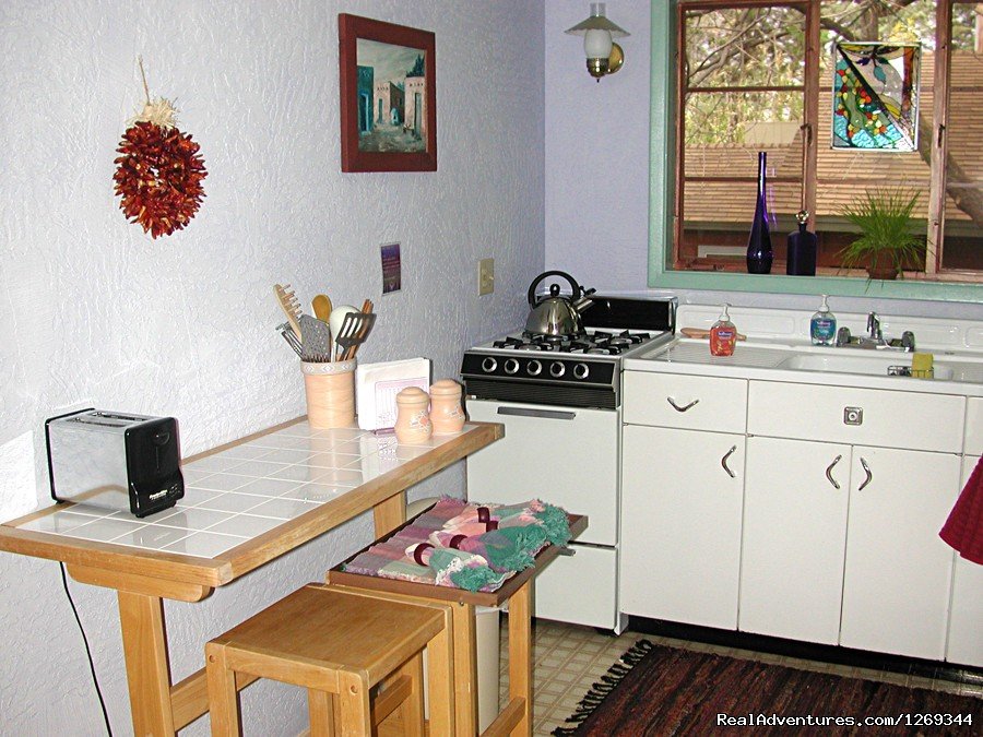 Amigos Suite Full Kitchen | Cathedral Rock Lodge & Retreat Center | Image #16/16 | 