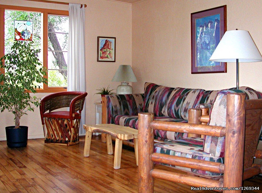 Amigos Suite Living Room 1 bedrm/1 bath | Cathedral Rock Lodge & Retreat Center | Image #14/16 | 
