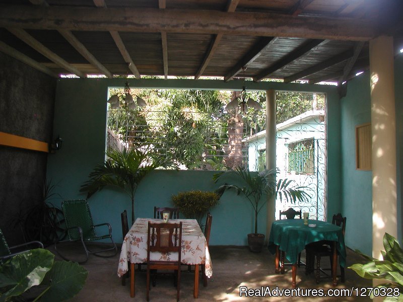 Comedor- terraza | Hostal Buen Viaje ,Remedios,Cuba | Image #11/12 | 