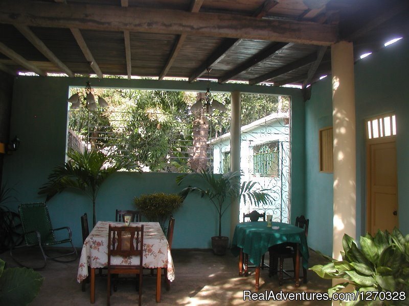 Comedor -terraza | Hostal Buen Viaje ,Remedios,Cuba | Image #12/12 | 