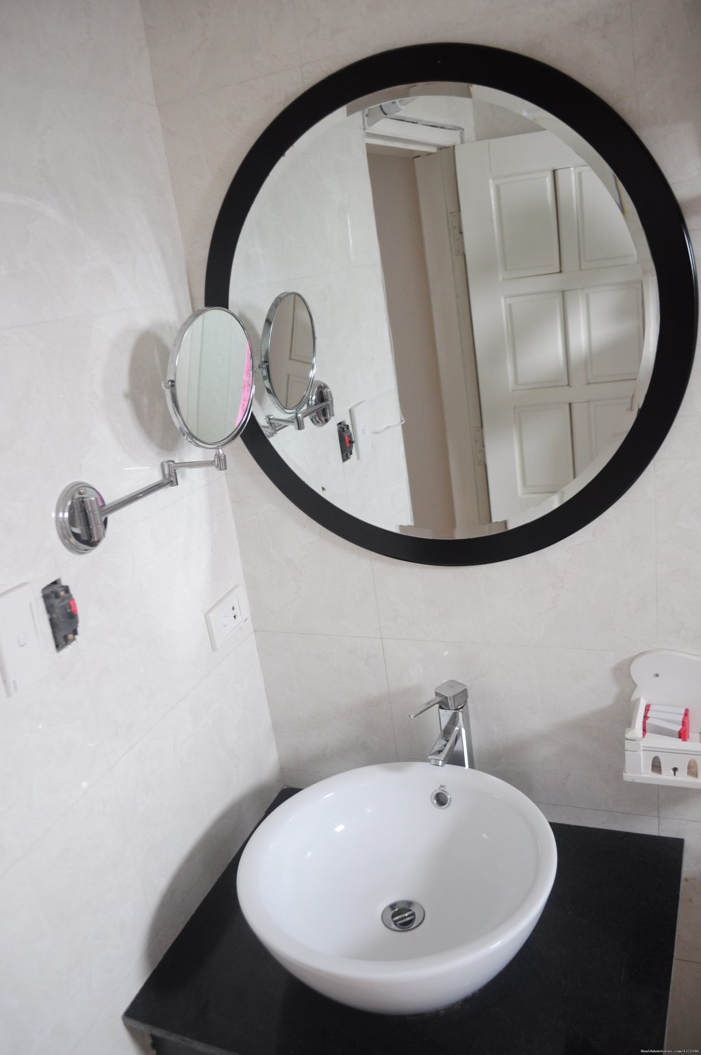 Bathroom | Great stay in Hanoi with Hanoi Old Town Hotel | Image #3/6 | 