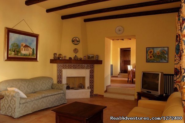 Hall | Beautiful Farm Holiday in Corleone, Sicily | Image #13/25 | 