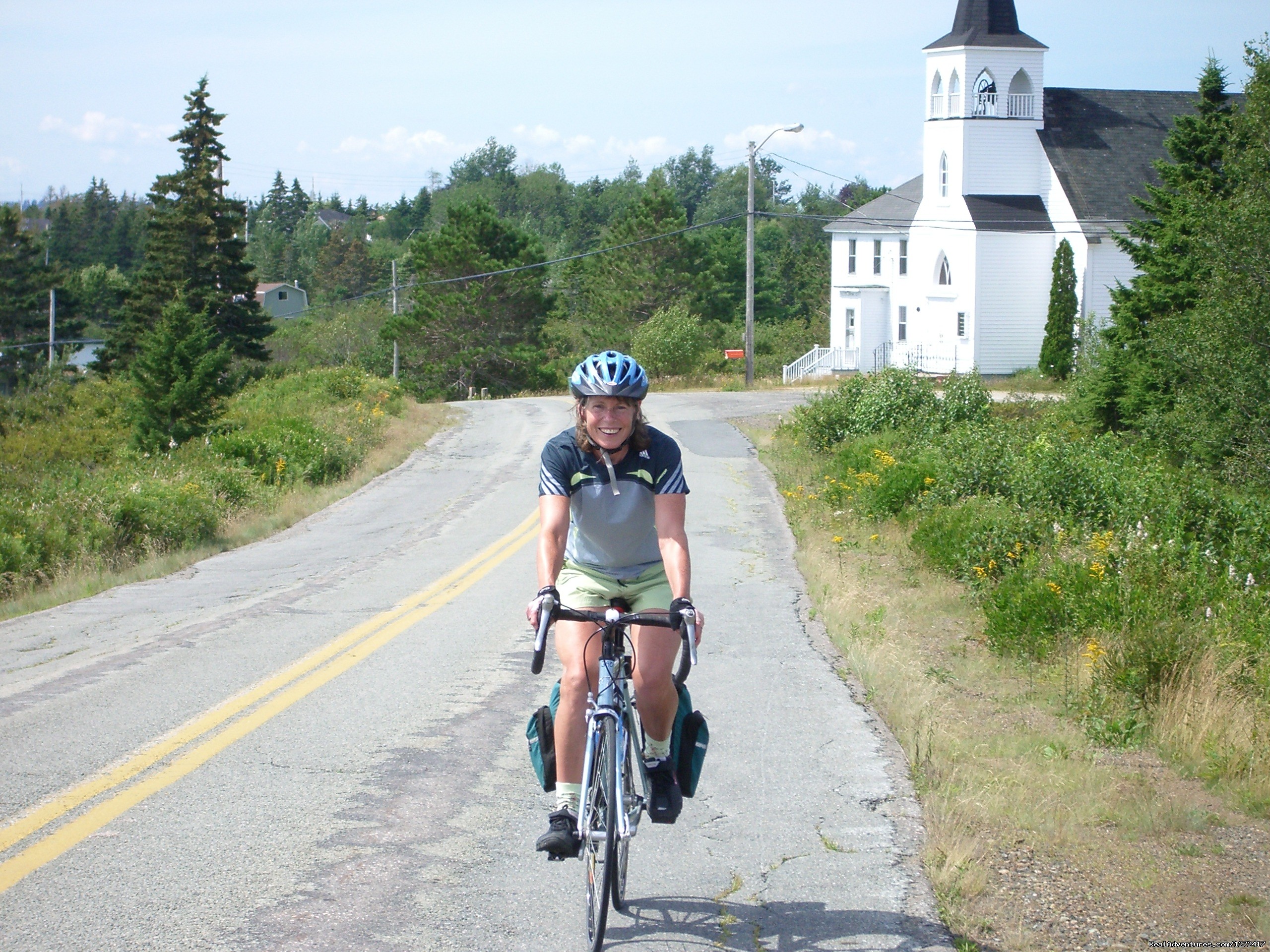 South Shore & Fundy Cycle Freewheeling Adventure, Lunenberg, Nova