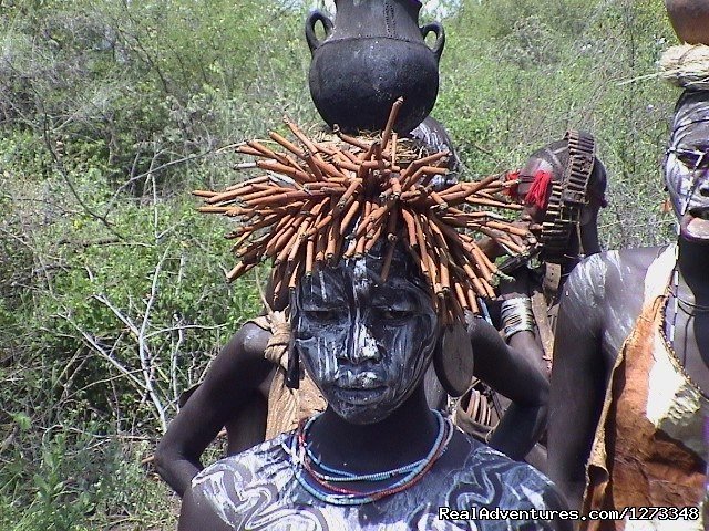 A Woman From Mursi | Ethiopia Tour and Travel Agent | Image #8/21 | 