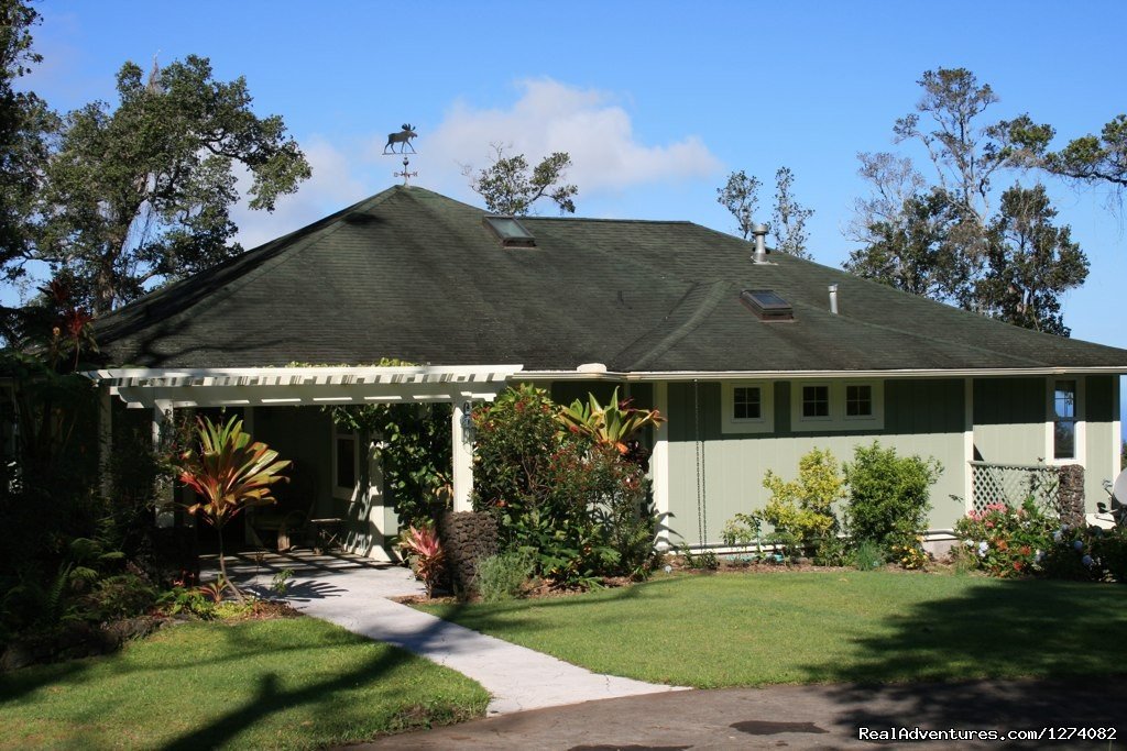 Kona Mountain Home, Front View | Kona Mountain Home & Cottage, Elegant and Secluded | Kailua-Kona, Hawaii  | Vacation Rentals | Image #1/5 | 