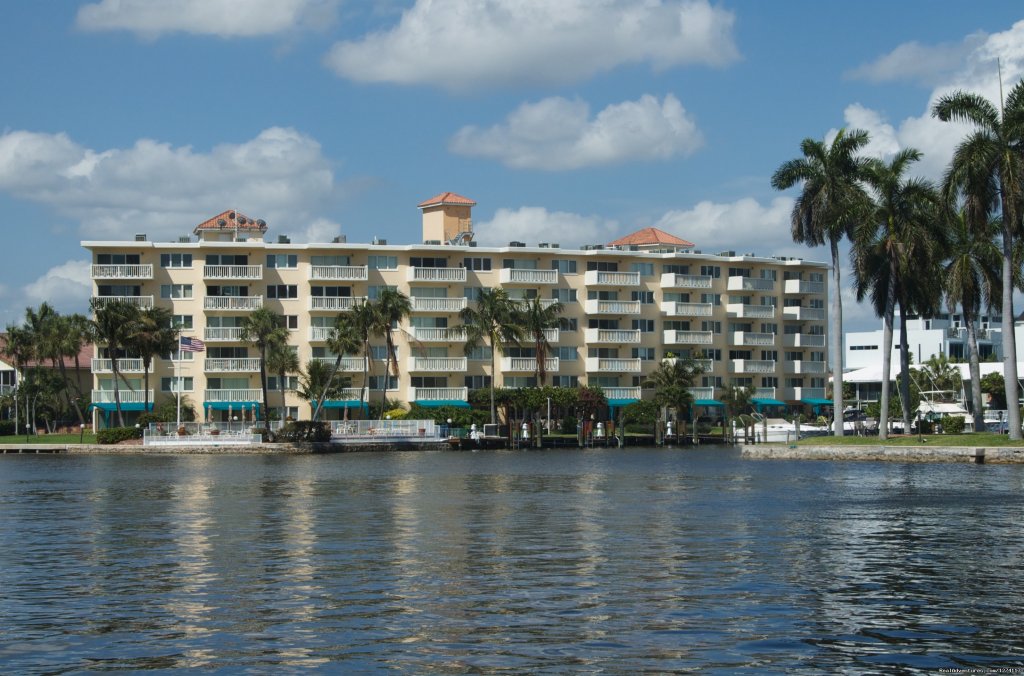 Intracoastal view - Yacht and Beach Club | Yacht and Beach Club - Waterfront Condo | Fort Lauderdale, Florida  | Vacation Rentals | Image #1/25 | 