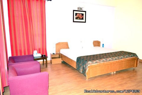 Master Bed Room - United-21 Resort