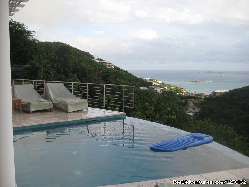 Infinity Pool | Vacation Rental is Virgin Islands | Image #8/10 | 
