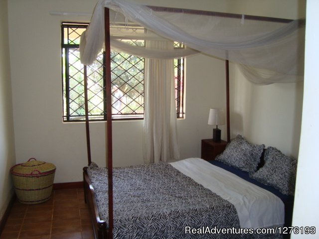 Apartment four bedroom 1 | Vacation Rentals Short And Long Stays | Image #10/25 | 