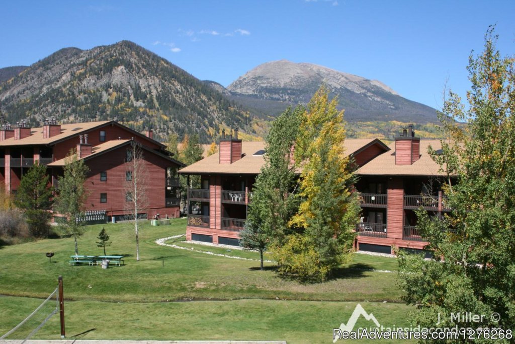 Updated condo in Summit County - Colorado Rockies | Image #10/12 | 