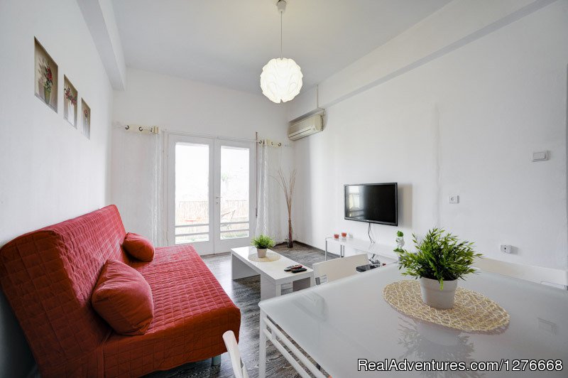 Great apartment with sunny balcony near the beach | Image #6/26 | 