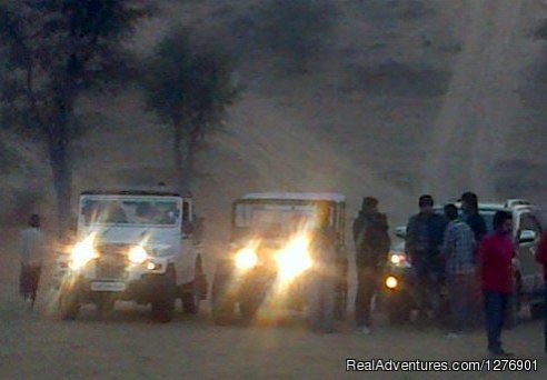 Off Roading | Umaid Safaris & Desert Lodge, Bikaner | Image #13/13 | 