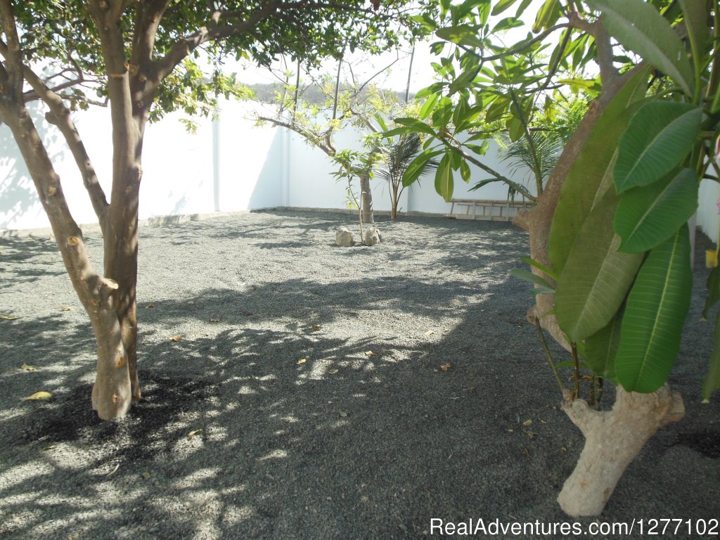 Outside Courtyard | Bungalow by the Sea 'No Longer for Rent.' | Image #22/26 | 