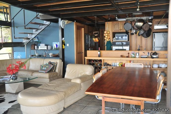Living room, dining area, kitchen | Volare-In the heart of adventure in Costa Rica | Image #21/24 | 