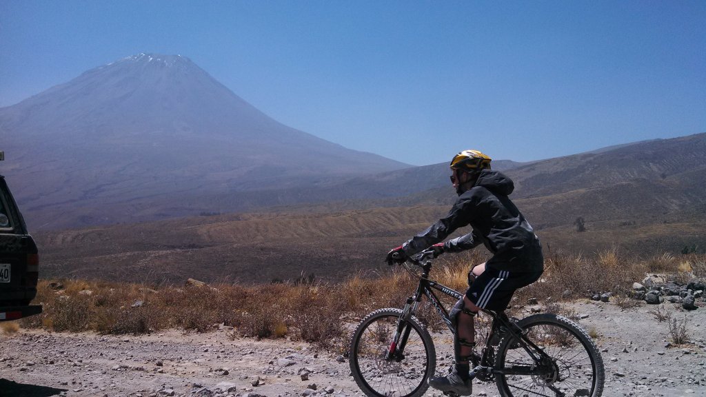 Downhill Mt Bike To Arequipa | Day Biking Trip To Laguna De Salinas - Arequipa | Image #8/8 | 