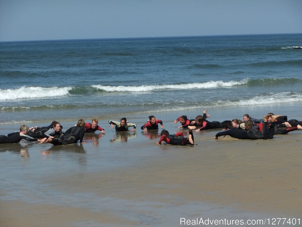 Surfing Class | Oporto Excentric - Surf Camp Surf Hostel | Image #2/4 | 