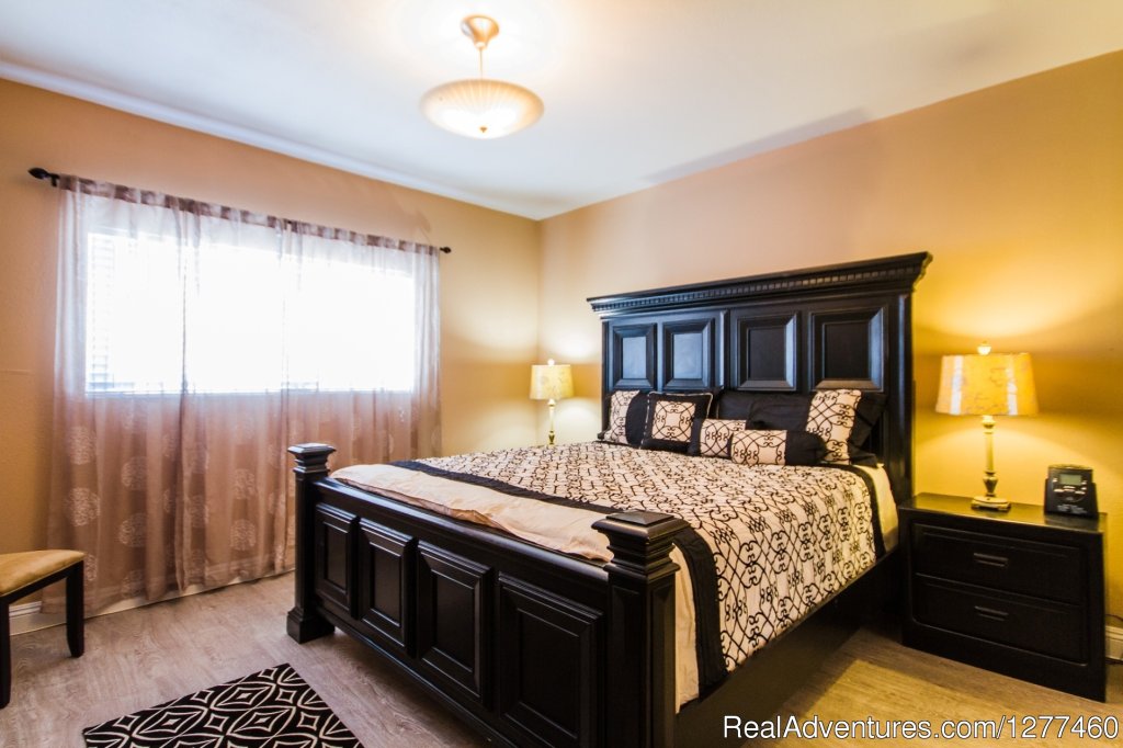 Bedroom 5 | Vacation House 5 min. from Disney Land | Image #19/25 | 