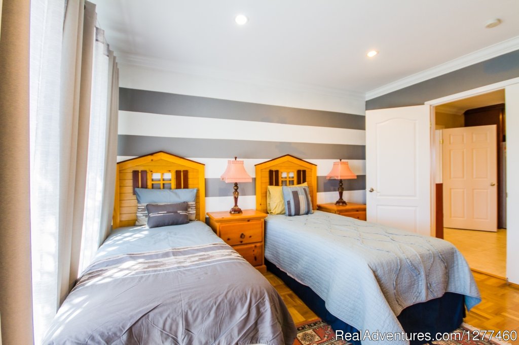Bedroom 6 | Vacation House 5 min. from Disney Land | Image #21/25 | 