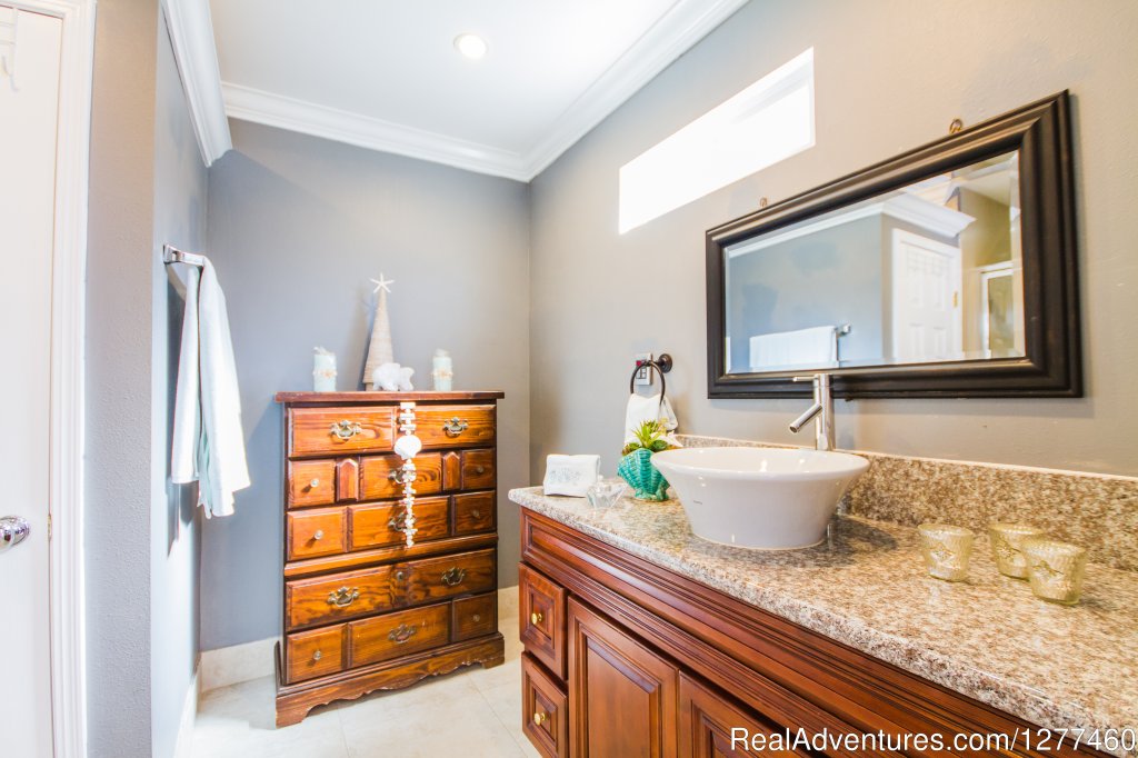 Batroom 3 | Vacation House 5 min. from Disney Land | Image #12/25 | 