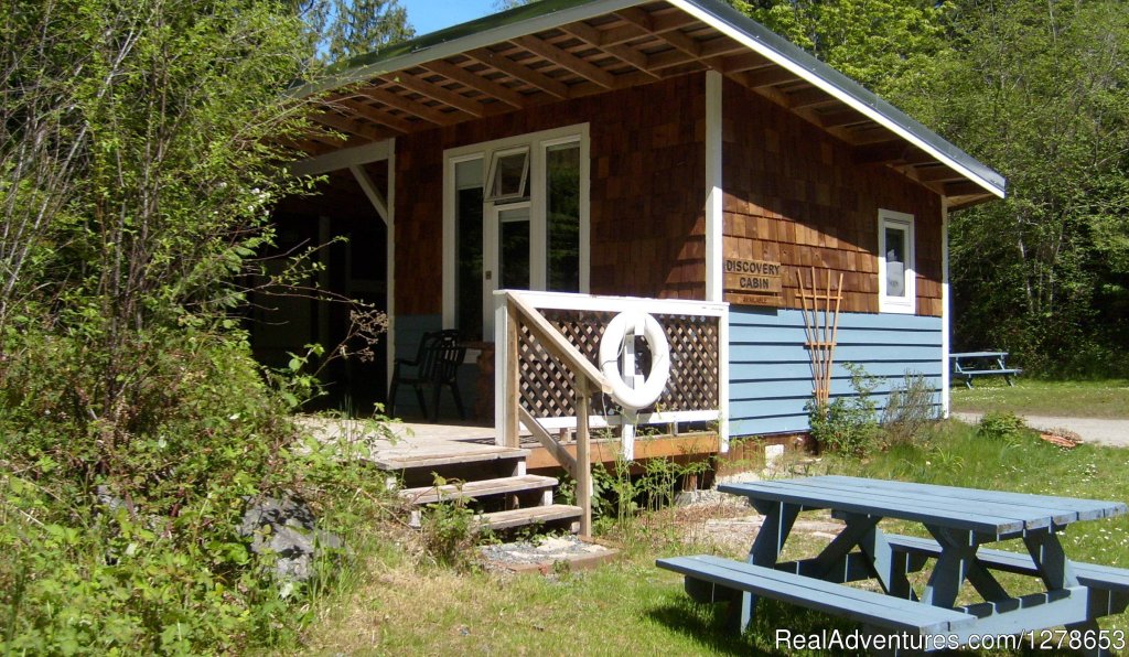 Discovery Cabin | SunLund By-The-Sea RV Campground & Cabins | Image #5/8 | 