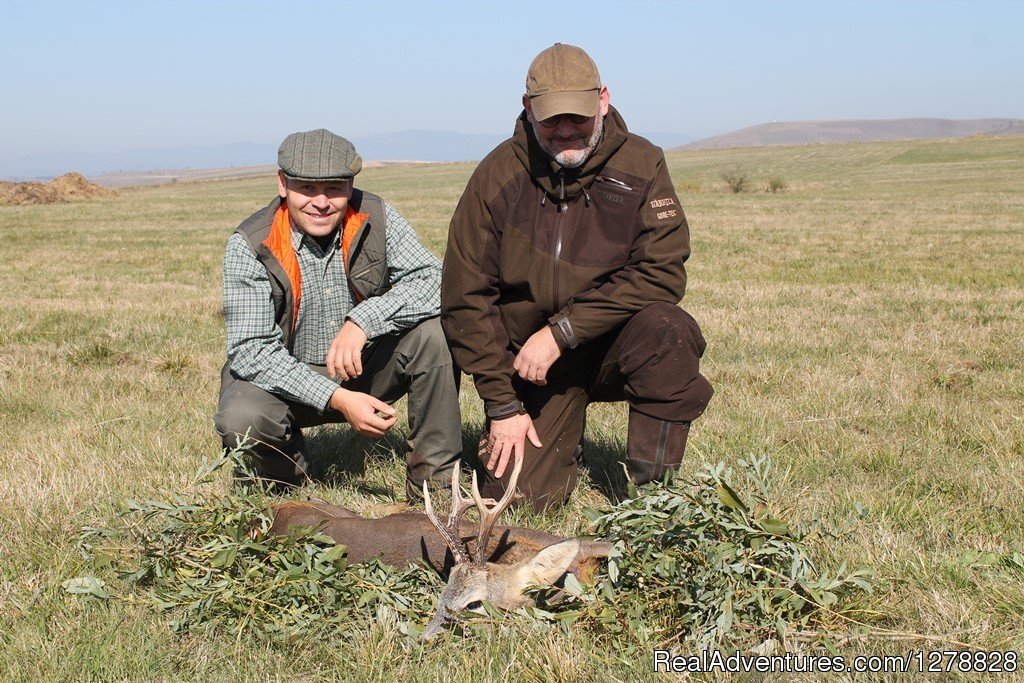 Roe deer stalking in Romania | Big and small game hunting in Romania | Image #8/26 | 