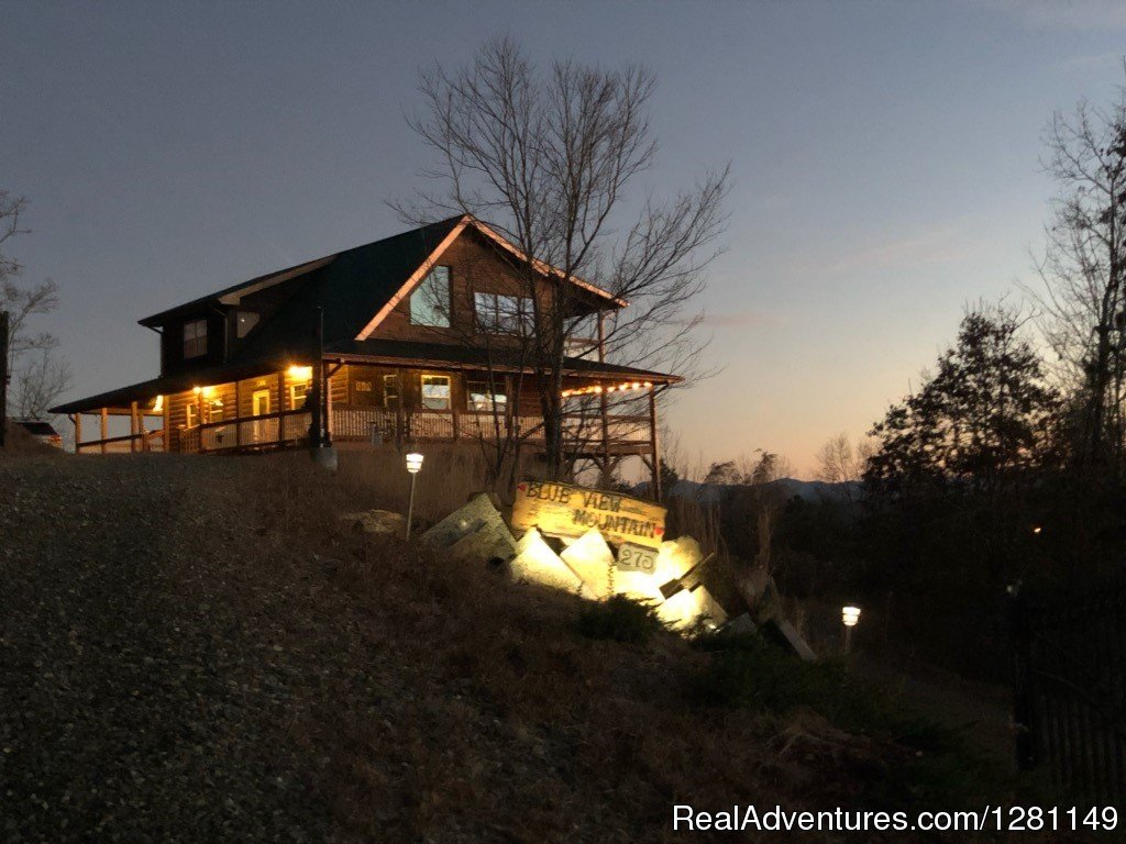 Blue View Mountain Vacation Cabin Rental Murphy, Nc | Luxury Dog-friendly Cabins W/ Fence-in & Hot-tub | Blairsville, Georgia  | Vacation Rentals | Image #1/7 | 
