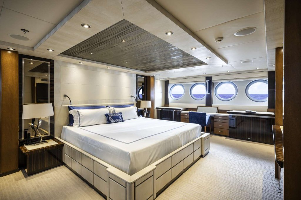 Andiamo | Luxury Yacht Charters In South Florida And Beyond | Image #3/50 | 