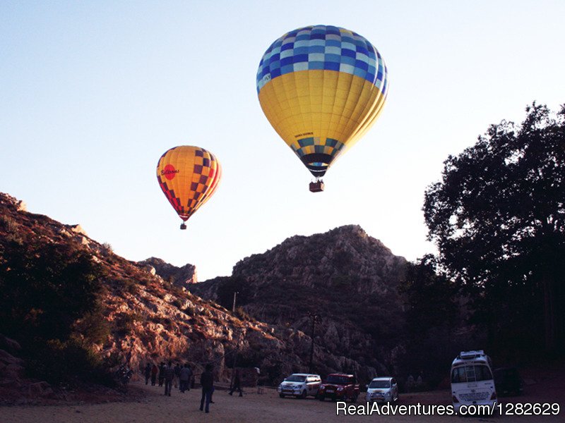 Hot Air Balloon Safari | Noida, India | Hot Air Ballooning | Image #1/10 | 