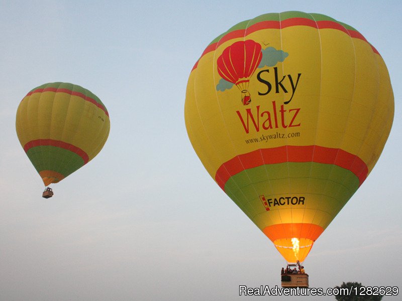 Hot Air Balloon Safari | Image #5/10 | 