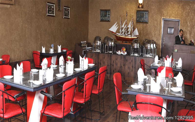 Restaurant | Aamari Resorts | Image #16/21 | 
