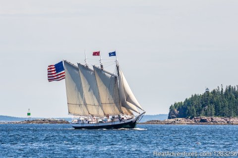 Schooner Victory Chimes at Full Sail