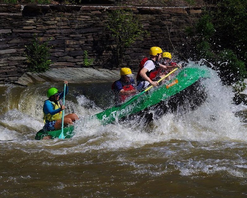 Bull Falls On The Shenandoah | Harpers Ferry Rafting Only One Hour From Dc | Harpers Ferry, West Virginia  | Kayaking & Canoeing | Image #1/3 | 