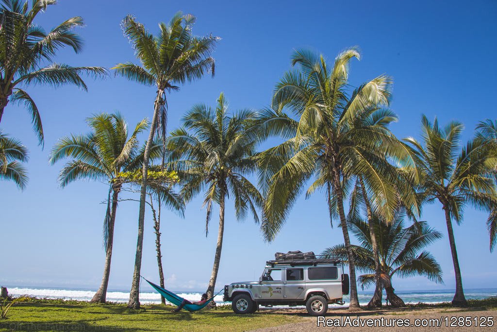 Chilling on the beach in Costa Rica - Nomad Style | Nomad America Costa Rica Camping 4X4 Roadtrip | Image #5/17 | 