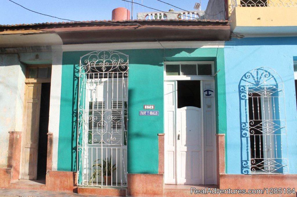 Front View | Hostal Fany Y Odalis | Trinidad, Cuba | Bed & Breakfasts | Image #1/12 | 
