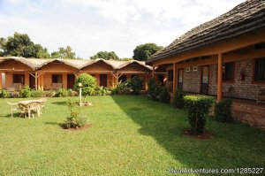 best budget accomodation in Entebbe Uganda | Abbeville, Uganda | Bed & Breakfasts